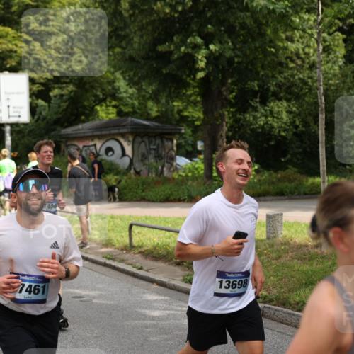 29.06.2025 - hella hamburg halbmarathon Yannick Fuchs http://msf.ph/oto/8169702 29.06.2025 10:41:03 20KM 1689, 2222, 2623, 4091, 4237, 4497, 5459, 5472, 6373, 6421, 6978, 8023, 8142, 8482, 8981, 9232, 9386, 9497, 9529, 9786, 9794, 10208, 10211, 11077, 11185, 11858, 12269, 12651, 12808, 12891, 13554, 13698, 13728, 13940, 14045, 14415, 14449, 14541, 14594, 15026, 15149, 15157, 15206, 15611, 15684, 15825, 15900, 16081, 16136, 16466, 16475, 17008, 17281, 17353, 17461, 17669, 17718, 17865, 18118 meine-sportfotos.de