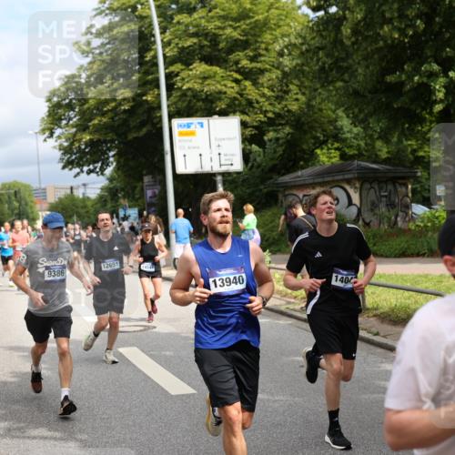 29.06.2025 - hella hamburg halbmarathon Yannick Fuchs http://msf.ph/oto/8169815 29.06.2025 10:41:04 20KM 1070, 1689, 1942, 2222, 2623, 4091, 4497, 5459, 5472, 6373, 6421, 6978, 8023, 8142, 8482, 8981, 9232, 9386, 9497, 9529, 9786, 9794, 10208, 10211, 11077, 11185, 11858, 12651, 12808, 12891, 13554, 13698, 13728, 13940, 14045, 14415, 14449, 14541, 14594, 15026, 15149, 15157, 15611, 15684, 15825, 16081, 16136, 16466, 16475, 17281, 17353, 17461, 17669, 17718, 17865, 18118 meine-sportfotos.de