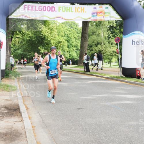 29.06.2025 - hella hamburg halbmarathon MichiJ http://msf.ph/oto/8170055 29.06.2025 10:14:58 Zwischen KM18-KM19 18695 meine-sportfotos.de