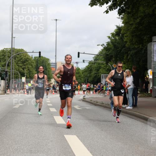 29.06.2025 - hella hamburg halbmarathon Yannick Fuchs http://msf.ph/oto/8170058 29.06.2025 10:24:15 20KM 2021, 2075, 2180, 3043, 7349, 8975, 9137, 10156, 10171, 12287, 12337, 14395, 16118, 16157, 18699, 18737, 18874, 19142, 19194, 19204 meine-sportfotos.de