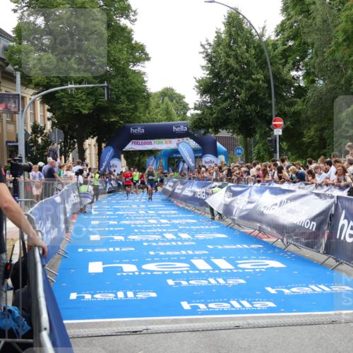 29.06.2025 - hella hamburg halbmarathon Zöllner http://msf.ph/oto/8170225 29.06.2025 10:36:00 Ziel 18259 meine-sportfotos.de