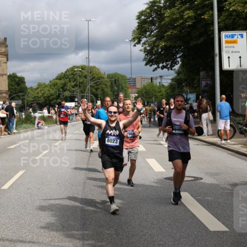 29.06.2025 - hella hamburg halbmarathon Yannick Fuchs http://msf.ph/oto/8170270 29.06.2025 10:41:07 20KM 1070, 1689, 1942, 2222, 2623, 3304, 4091, 5459, 5472, 6373, 6421, 6978, 7908, 8023, 8142, 8482, 8981, 9232, 9305, 9386, 9497, 9786, 9794, 10208, 10211, 11077, 11858, 12651, 12808, 13554, 13698, 13728, 13940, 14045, 14415, 14449, 14482, 14541, 14594, 15026, 15611, 15684, 15714, 15825, 16081, 16136, 16466, 16475, 17353, 17461, 17669, 17718, 17865 meine-sportfotos.de