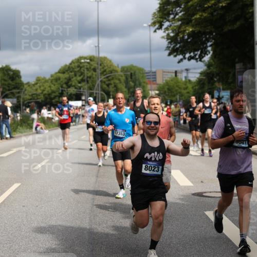 29.06.2025 - hella hamburg halbmarathon Yannick Fuchs http://msf.ph/oto/8170345 29.06.2025 10:41:07 20KM 1070, 1689, 1942, 2222, 2623, 3304, 4091, 5459, 5472, 6373, 6421, 6978, 7908, 8023, 8142, 8482, 8981, 9232, 9305, 9386, 9497, 9786, 9794, 10208, 10211, 11077, 11858, 12651, 12808, 13554, 13698, 13728, 13940, 14045, 14415, 14449, 14482, 14541, 14594, 15026, 15611, 15684, 15714, 15825, 16081, 16136, 16466, 16475, 17353, 17461, 17669, 17718, 17865 meine-sportfotos.de