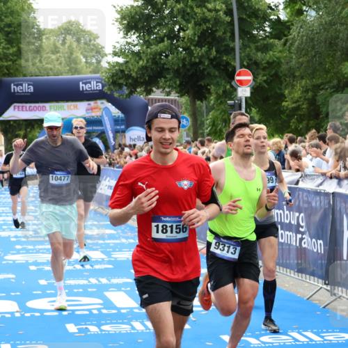 29.06.2025 - hella hamburg halbmarathon Zöllner http://msf.ph/oto/8170431 29.06.2025 10:36:09 Ziel 2399, 6032, 6990, 9313, 10477, 12168, 12447, 12488, 13419, 14875, 17078, 17217, 18156, 18259, 18600 meine-sportfotos.de