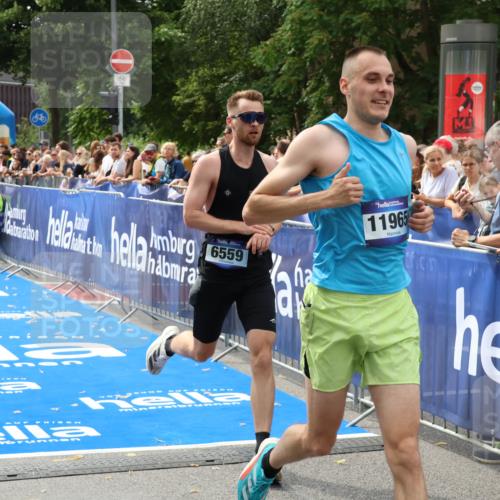 29.06.2025 - hella hamburg halbmarathon Zöllner http://msf.ph/oto/8170467 29.06.2025 10:21:46 Ziel 6559, 11965 meine-sportfotos.de
