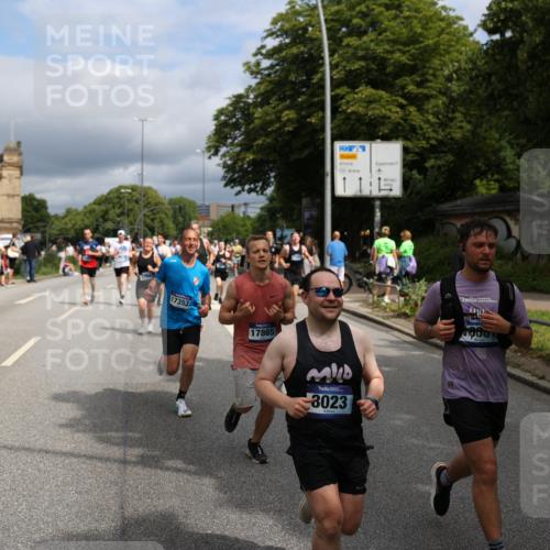29.06.2025 - hella hamburg halbmarathon Yannick Fuchs http://msf.ph/oto/8170500 29.06.2025 10:41:08 20KM 1070, 1689, 1942, 2222, 2623, 3304, 4091, 5459, 5472, 6373, 6421, 6978, 7480, 7908, 8023, 9305, 9386, 9497, 9786, 9794, 10208, 10211, 11077, 11858, 12651, 12808, 13303, 13554, 13698, 13728, 13940, 14045, 14415, 14449, 14482, 14541, 14594, 15026, 15611, 15684, 15714, 15825, 16081, 16136, 16466, 16475, 17353, 17461, 17669, 17718, 17865 meine-sportfotos.de