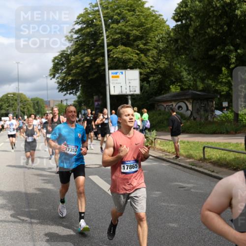 29.06.2025 - hella hamburg halbmarathon Yannick Fuchs http://msf.ph/oto/8170543 29.06.2025 10:41:09 20KM 1070, 1689, 1942, 2222, 2623, 3304, 4091, 5459, 5472, 6373, 6630, 6978, 7480, 7908, 8023, 9305, 9386, 9497, 9794, 10208, 10211, 11077, 11858, 12651, 12808, 13303, 13554, 13728, 13940, 14045, 14415, 14449, 14482, 14541, 14594, 15026, 15611, 15684, 15714, 15825, 16081, 16136, 16466, 16475, 17353, 17461, 17669, 17718, 17865 meine-sportfotos.de