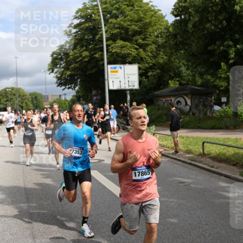 29.06.2025 - hella hamburg halbmarathon Yannick Fuchs http://msf.ph/oto/8170584 29.06.2025 10:41:09 20KM 1070, 1689, 1942, 2222, 2623, 3304, 4091, 5459, 5472, 6373, 6630, 6978, 7480, 7908, 8023, 9305, 9386, 9497, 9794, 10208, 10211, 11077, 11858, 12651, 12808, 13303, 13554, 13728, 13940, 14045, 14415, 14449, 14482, 14541, 14594, 15026, 15611, 15684, 15714, 15825, 16081, 16136, 16466, 16475, 17353, 17461, 17669, 17718, 17865 meine-sportfotos.de