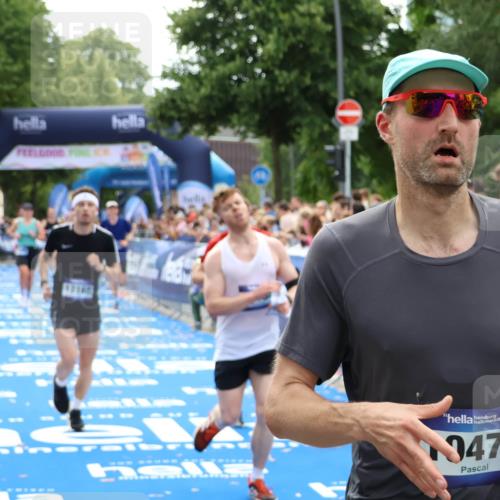 29.06.2025 - hella hamburg halbmarathon Zöllner http://msf.ph/oto/8170606 29.06.2025 10:36:12 Ziel 2774, 6032, 6990, 12168, 12447, 12488, 13419, 14601, 14875, 15115, 17078, 17329, 17691, 18600 meine-sportfotos.de