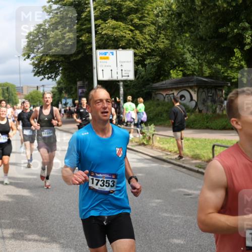 29.06.2025 - hella hamburg halbmarathon Yannick Fuchs http://msf.ph/oto/8170622 29.06.2025 10:41:09 20KM 1070, 1689, 1942, 2222, 2623, 3304, 4091, 5459, 5472, 6373, 6630, 6978, 7480, 7908, 8023, 9305, 9386, 9497, 9794, 10208, 10211, 11077, 11858, 12651, 12808, 13303, 13554, 13728, 13940, 14045, 14415, 14449, 14482, 14541, 14594, 15026, 15611, 15684, 15714, 15825, 16081, 16136, 16466, 16475, 17353, 17461, 17669, 17718, 17865 meine-sportfotos.de