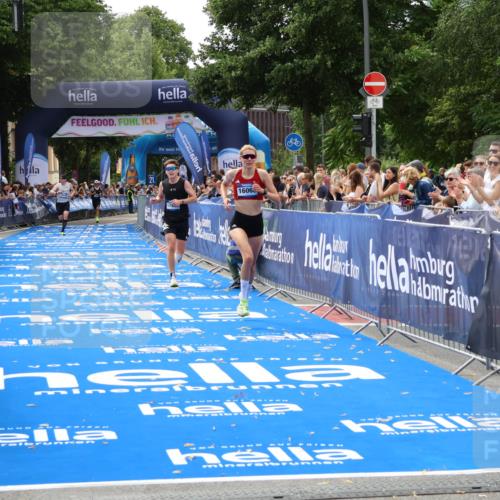 29.06.2025 - hella hamburg halbmarathon Zöllner http://msf.ph/oto/8170674 29.06.2025 10:22:07 Ziel 13751, 16068, 17886, 18693 meine-sportfotos.de
