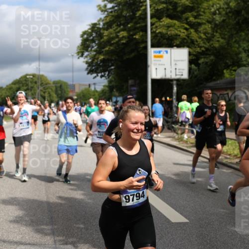 29.06.2025 - hella hamburg halbmarathon Yannick Fuchs http://msf.ph/oto/8170841 29.06.2025 10:41:11 20KM 1070, 1689, 1942, 2222, 2623, 3304, 5129, 5472, 5532, 6373, 6630, 7480, 7908, 8023, 9305, 9497, 9794, 10208, 10211, 11077, 11858, 12808, 13303, 13554, 13728, 14415, 14449, 14482, 14541, 14594, 15026, 15611, 15684, 15714, 15825, 16081, 16136, 16466, 16475, 17353, 17669, 17718, 17865 meine-sportfotos.de