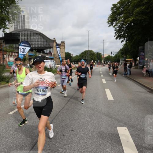 29.06.2025 - hella hamburg halbmarathon Yannick Fuchs http://msf.ph/oto/8170940 29.06.2025 10:24:35 20KM 1758, 2021, 2180, 3043, 6781, 7231, 7349, 9137, 9571, 10156, 10171, 10790, 12234, 12337, 13374, 13838, 14164, 14395, 15672, 15880, 16118, 16736, 16818, 17197, 18699, 18737, 19042, 19194, 19202, 19203, 19204 meine-sportfotos.de