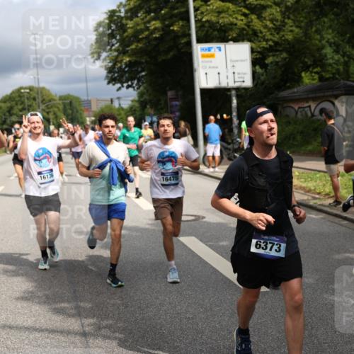 29.06.2025 - hella hamburg halbmarathon Yannick Fuchs http://msf.ph/oto/8170978 29.06.2025 10:41:11 20KM 1070, 1689, 1942, 2222, 2623, 3304, 5129, 5472, 5532, 6373, 6630, 7480, 7908, 8023, 9305, 9497, 9794, 10208, 10211, 11077, 11858, 12808, 13303, 13554, 13728, 14415, 14449, 14482, 14541, 14594, 15026, 15611, 15684, 15714, 15825, 16081, 16136, 16466, 16475, 17353, 17669, 17718, 17865 meine-sportfotos.de