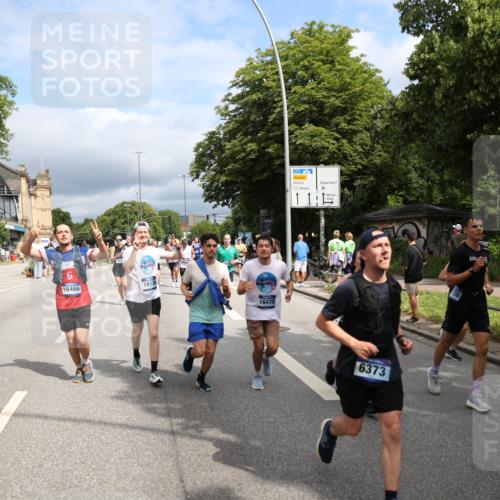 29.06.2025 - hella hamburg halbmarathon Yannick Fuchs http://msf.ph/oto/8171014 29.06.2025 10:41:12 20KM 1012, 1070, 1689, 1942, 2222, 2623, 3304, 5129, 5472, 5532, 6373, 6630, 7480, 7908, 8023, 9305, 9497, 9794, 10208, 10211, 11077, 11858, 12808, 13303, 13554, 13728, 14415, 14449, 14482, 14594, 15026, 15611, 15684, 15714, 15825, 16081, 16136, 16175, 16466, 16475, 17353, 17669, 17718, 17865 meine-sportfotos.de