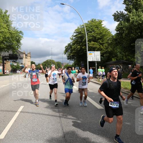 29.06.2025 - hella hamburg halbmarathon Yannick Fuchs http://msf.ph/oto/8171023 29.06.2025 10:41:12 20KM 1012, 1070, 1689, 1942, 2222, 2623, 3304, 5129, 5472, 5532, 6373, 6630, 7480, 7908, 8023, 9305, 9497, 9794, 10208, 10211, 11077, 11858, 12808, 13303, 13554, 13728, 14415, 14449, 14482, 14594, 15026, 15611, 15684, 15714, 15825, 16081, 16136, 16175, 16466, 16475, 17353, 17669, 17718, 17865 meine-sportfotos.de