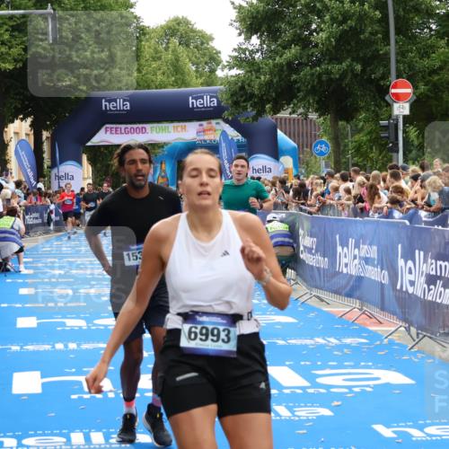 29.06.2025 - hella hamburg halbmarathon Zöllner http://msf.ph/oto/8171088 29.06.2025 10:36:24 Ziel 6829, 6993, 8084, 11304, 12051, 14075, 15348, 16158, 17192 meine-sportfotos.de