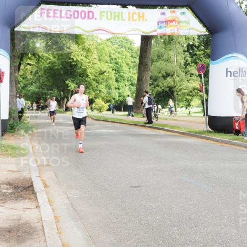 29.06.2025 - hella hamburg halbmarathon MichiJ http://msf.ph/oto/8171116 29.06.2025 10:15:11 Zwischen KM18-KM19 1241, 11078 meine-sportfotos.de