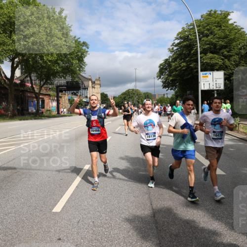 29.06.2025 - hella hamburg halbmarathon Yannick Fuchs http://msf.ph/oto/8171138 29.06.2025 10:41:12 20KM 1012, 1070, 1689, 1942, 2222, 2623, 3304, 5129, 5472, 5532, 6373, 6630, 7480, 7908, 8023, 9305, 9497, 9794, 10208, 10211, 11077, 11858, 12808, 13303, 13554, 13728, 14415, 14449, 14482, 14594, 15026, 15611, 15684, 15714, 15825, 16081, 16136, 16175, 16466, 16475, 17353, 17669, 17718, 17865 meine-sportfotos.de