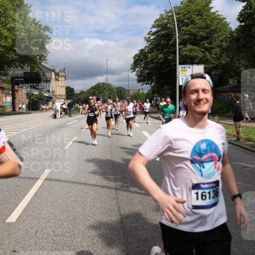 29.06.2025 - hella hamburg halbmarathon Yannick Fuchs http://msf.ph/oto/8171218 29.06.2025 10:41:13 20KM 1012, 1070, 1689, 1942, 2222, 2623, 3304, 5129, 5472, 5532, 6203, 6373, 6630, 7480, 7908, 8023, 8564, 9305, 9497, 9794, 10208, 10211, 11077, 11858, 12808, 13303, 13554, 13728, 14415, 14449, 14482, 14594, 15026, 15611, 15684, 15714, 15825, 16081, 16089, 16136, 16175, 16466, 16475, 17353, 17669, 17718, 17865, 18356 meine-sportfotos.de