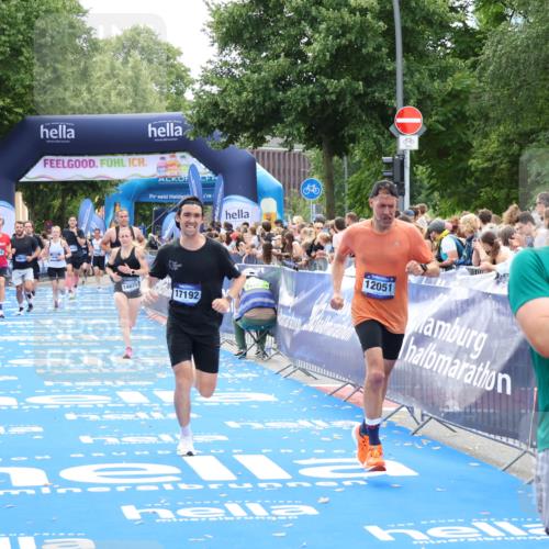 29.06.2025 - hella hamburg halbmarathon Zöllner http://msf.ph/oto/8171257 29.06.2025 10:36:27 Ziel 8084, 10404, 10680, 10852, 11304, 12051, 12916, 14075, 16158, 17192, 18062 meine-sportfotos.de