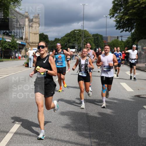 29.06.2025 - hella hamburg halbmarathon Yannick Fuchs http://msf.ph/oto/8171310 29.06.2025 10:41:14 20KM 1012, 1070, 1689, 1942, 2222, 2623, 3304, 5129, 5472, 5532, 6203, 6373, 6630, 7480, 7908, 8023, 8564, 9305, 9497, 9794, 10208, 10211, 10423, 11077, 11858, 12808, 13303, 13554, 13728, 14415, 14449, 14482, 14594, 15026, 15611, 15684, 15714, 15825, 16081, 16089, 16136, 16175, 16466, 16475, 17353, 17669, 17718, 17865, 18297, 18356 meine-sportfotos.de