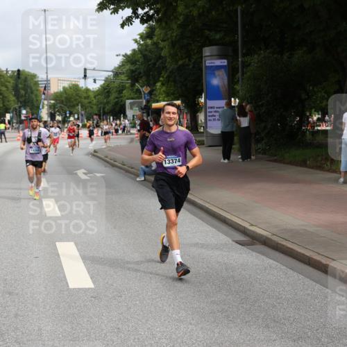 29.06.2025 - hella hamburg halbmarathon Yannick Fuchs http://msf.ph/oto/8171333 29.06.2025 10:24:41 20KM 1758, 2021, 2180, 6781, 7186, 7231, 8784, 9137, 9571, 10156, 10790, 12234, 12308, 12337, 13374, 13838, 14164, 15672, 15880, 16118, 16736, 16818, 17197, 18422, 18699, 18737, 19042, 19194, 19202, 19203, 19204 meine-sportfotos.de