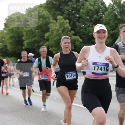 29.06.2025 - hella hamburg halbmarathon Jannik Wohlers http://msf.ph/oto/8171468 29.06.2025 10:21:42 Lombardsbrücke 1003, 1294, 1419, 1963, 2009, 2063, 2514, 2744, 3050, 3172, 3458, 3606, 3768, 4046, 4366, 5641, 6676, 6881, 6977, 7162, 8431, 8860, 8884, 8954, 9002, 9062, 9327, 9788, 9807, 10088, 10167, 10210, 10710, 11440, 12894, 13255, 13477, 14053, 14055, 14059, 14168, 14180, 15129, 15324, 15635, 15660, 16143, 16154, 16161, 16796, 16920, 17416, 17556, 17696, 17944, 18172, 18661, 19008, 19154 meine-sportfotos.de
