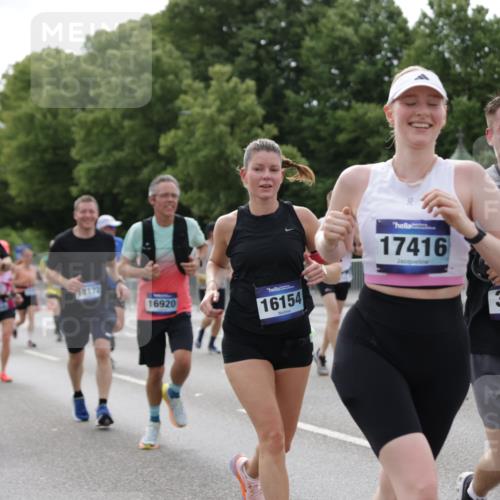 29.06.2025 - hella hamburg halbmarathon Jannik Wohlers http://msf.ph/oto/8171499 29.06.2025 10:21:42 Lombardsbrücke 1003, 1294, 1419, 1963, 2009, 2063, 2514, 2744, 3050, 3172, 3458, 3606, 3768, 4046, 4366, 5641, 6676, 6881, 6977, 7162, 8431, 8860, 8884, 8954, 9002, 9062, 9327, 9788, 9807, 10088, 10167, 10210, 10710, 11440, 12894, 13255, 13477, 14053, 14055, 14059, 14168, 14180, 15129, 15324, 15635, 15660, 16143, 16154, 16161, 16796, 16920, 17416, 17556, 17696, 17944, 18172, 18661, 19008, 19154 meine-sportfotos.de
