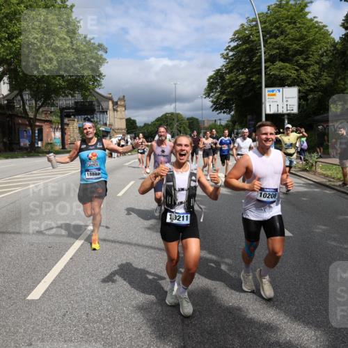 29.06.2025 - hella hamburg halbmarathon Yannick Fuchs http://msf.ph/oto/8171507 29.06.2025 10:41:16 20KM 1012, 1070, 1689, 1942, 2222, 2623, 3304, 5129, 5472, 5532, 6203, 6373, 6630, 7480, 7908, 8564, 9051, 9305, 9497, 9794, 10208, 10211, 10423, 11077, 11858, 12808, 13303, 13554, 13728, 14415, 14449, 14482, 14594, 15026, 15611, 15684, 15714, 15825, 16089, 16136, 16175, 16466, 16475, 16819, 17669, 17718, 18297, 18356 meine-sportfotos.de
