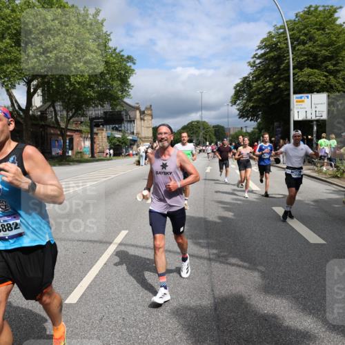 29.06.2025 - hella hamburg halbmarathon Yannick Fuchs http://msf.ph/oto/8171595 29.06.2025 10:41:17 20KM 1012, 1070, 1689, 1942, 2222, 2623, 3304, 5129, 5472, 5532, 6203, 6373, 6630, 7480, 7908, 8564, 9051, 9305, 9497, 10208, 10211, 10423, 11077, 11858, 12808, 13303, 13554, 13728, 14415, 14449, 14482, 14594, 15026, 15611, 15714, 15825, 16089, 16136, 16175, 16466, 16475, 16819, 17669, 17718, 18297, 18356 meine-sportfotos.de