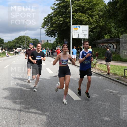 29.06.2025 - hella hamburg halbmarathon Yannick Fuchs http://msf.ph/oto/8171767 29.06.2025 10:41:18 20KM 1012, 1070, 1689, 1942, 2623, 3304, 5129, 5472, 5532, 5889, 6203, 6373, 6630, 7480, 7908, 8564, 9051, 9305, 9497, 10122, 10208, 10211, 10423, 11077, 11858, 12808, 13303, 13554, 13728, 14415, 14449, 14482, 14594, 15026, 15611, 15714, 15825, 16089, 16136, 16175, 16466, 16475, 16819, 17718, 18297, 18356 meine-sportfotos.de