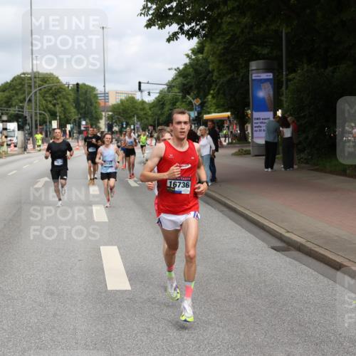 29.06.2025 - hella hamburg halbmarathon Yannick Fuchs http://msf.ph/oto/8171828 29.06.2025 10:24:49 20KM 1758, 6781, 7186, 7231, 8784, 9571, 10790, 12234, 12308, 13374, 15672, 16736, 16818, 17197, 18422, 19042, 19202 meine-sportfotos.de