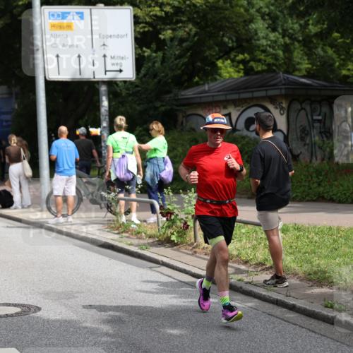 29.06.2025 - hella hamburg halbmarathon Yannick Fuchs http://msf.ph/oto/8172223 29.06.2025 10:41:22 20KM 1012, 1070, 1689, 1942, 2274, 2623, 3304, 5129, 5472, 5532, 5650, 5889, 6203, 6630, 7480, 7908, 8564, 9051, 9305, 9497, 10122, 10208, 10211, 10423, 11077, 11858, 12808, 13223, 13303, 13554, 14415, 14482, 14594, 15026, 15451, 15611, 15714, 15825, 15923, 15973, 16089, 16175, 16819, 17229, 17718, 18297, 18356 meine-sportfotos.de