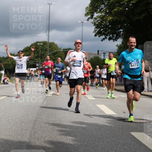 29.06.2025 - hella hamburg halbmarathon Yannick Fuchs http://msf.ph/oto/8172267 29.06.2025 10:41:23 20KM 1012, 1070, 1689, 1942, 2274, 2623, 3304, 5129, 5472, 5532, 5650, 5889, 6203, 6630, 7480, 7908, 8564, 9051, 9305, 9497, 10122, 10208, 10211, 10423, 11021, 11077, 11858, 12808, 13223, 13303, 13554, 14415, 14482, 14594, 15026, 15451, 15611, 15714, 15825, 15923, 15973, 16089, 16175, 16819, 17229, 17718, 17846, 18297, 18356 meine-sportfotos.de