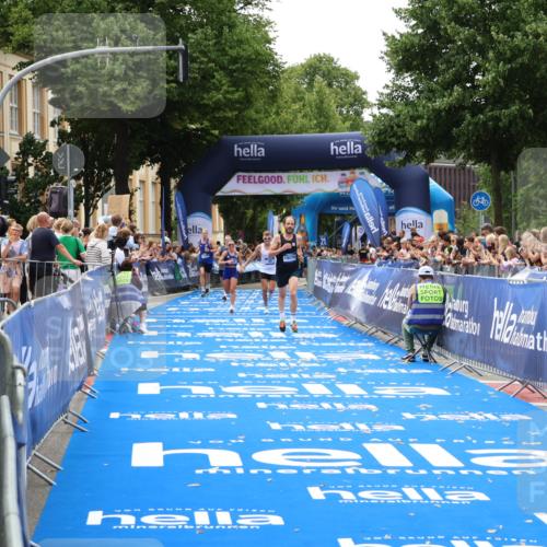 29.06.2025 - hella hamburg halbmarathon Zöllner http://msf.ph/oto/8172289 29.06.2025 10:23:27 Ziel 35, 52, 9385, 17771, 19078 meine-sportfotos.de