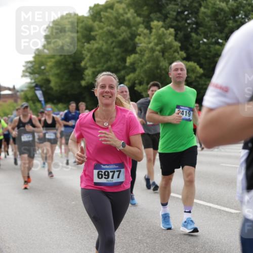 29.06.2025 - hella hamburg halbmarathon Jannik Wohlers http://msf.ph/oto/8172329 29.06.2025 10:21:50 Lombardsbrücke 1003, 1187, 1419, 1598, 1963, 2009, 2022, 2063, 2351, 2514, 2744, 3050, 3108, 3172, 3458, 3768, 3910, 3946, 4113, 4114, 4131, 4366, 4556, 4559, 4829, 4970, 5079, 5838, 6030, 6048, 6049, 6303, 6307, 6881, 6977, 7794, 8431, 8855, 8860, 8884, 8954, 9204, 9327, 9516, 9788, 9807, 10088, 10241, 10917, 11440, 12933, 13255, 13820, 14053, 14059, 14079, 14314, 14333, 14442, 14901, 14903, 15114, 15129, 15324, 15660, 16154, 16161, 16920, 17416, 17556, 17696, 18172, 18661, 19154 meine-sportfotos.de