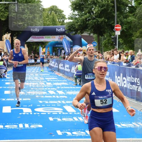 29.06.2025 - hella hamburg halbmarathon Zöllner http://msf.ph/oto/8172583 29.06.2025 10:23:34 Ziel 35, 52, 9385, 16169, 17771 meine-sportfotos.de