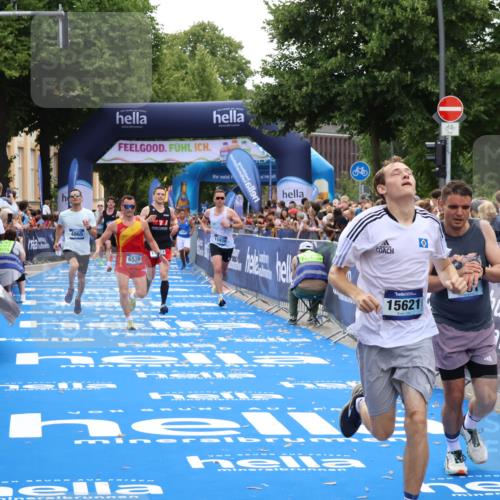 29.06.2025 - hella hamburg halbmarathon Zöllner http://msf.ph/oto/8172883 29.06.2025 10:36:51 Ziel 4865, 5961, 6529, 7310, 13141, 13343, 15621, 15939 meine-sportfotos.de