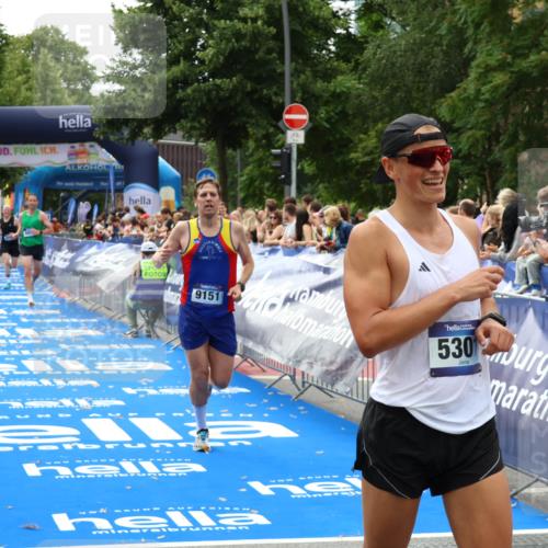 29.06.2025 - hella hamburg halbmarathon Zöllner http://msf.ph/oto/8172949 29.06.2025 10:23:50 Ziel 5301, 6699, 9151, 9447, 10780 meine-sportfotos.de