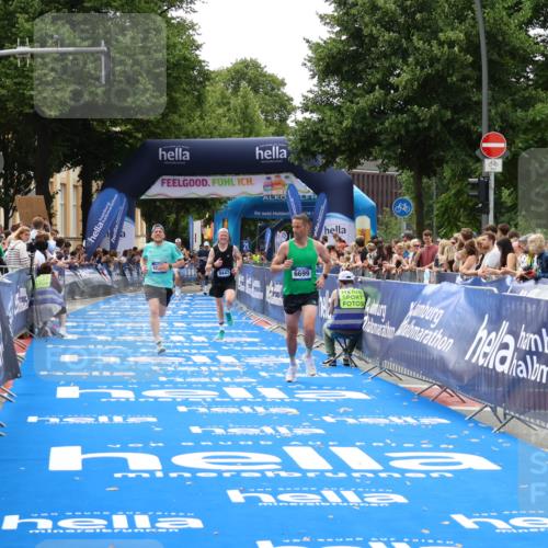 29.06.2025 - hella hamburg halbmarathon Zöllner http://msf.ph/oto/8173017 29.06.2025 10:23:52 Ziel 6699, 7963, 9447, 10780, 12360 meine-sportfotos.de