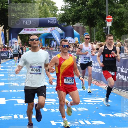 29.06.2025 - hella hamburg halbmarathon Zöllner http://msf.ph/oto/8173109 29.06.2025 10:36:54 Ziel 3959, 4865, 5307, 6529, 7310, 13141, 13343, 15939, 18384 meine-sportfotos.de
