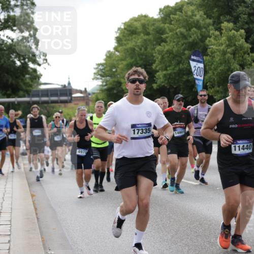 29.06.2025 - hella hamburg halbmarathon Jannik Wohlers http://msf.ph/oto/8173111 29.06.2025 10:21:53 Lombardsbrücke 1003, 1187, 1419, 1598, 2009, 2022, 2063, 2351, 2514, 3050, 3108, 3172, 3458, 3910, 3946, 4113, 4114, 4131, 4366, 4556, 4559, 4829, 4970, 5079, 5838, 6030, 6048, 6049, 6303, 6307, 6347, 6820, 6977, 7794, 8511, 8855, 8884, 8954, 9204, 9516, 10088, 10241, 10917, 11046, 11440, 12933, 13255, 13820, 14053, 14079, 14240, 14314, 14333, 14442, 14901, 14903, 14980, 15114, 15129, 15660, 16154, 16920, 17556, 17696, 18172, 18661, 19154 meine-sportfotos.de