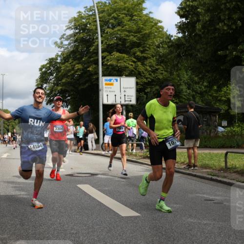 29.06.2025 - hella hamburg halbmarathon Yannick Fuchs http://msf.ph/oto/8173136 29.06.2025 10:41:27 20KM 1012, 1070, 1460, 1592, 1689, 1942, 2274, 3304, 4093, 5129, 5472, 5532, 5650, 5889, 6203, 6630, 7480, 7908, 8564, 8852, 9051, 9305, 10122, 10423, 11021, 11518, 12706, 12724, 13223, 13303, 14482, 14594, 15451, 15714, 15825, 15923, 15973, 16089, 16175, 16819, 17229, 17718, 17743, 17846, 18297, 18356, 19127 meine-sportfotos.de