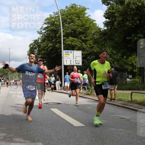 29.06.2025 - hella hamburg halbmarathon Yannick Fuchs http://msf.ph/oto/8173153 29.06.2025 10:41:27 20KM 1012, 1070, 1460, 1592, 1689, 1942, 2274, 3304, 4093, 5129, 5472, 5532, 5650, 5889, 6203, 6630, 7480, 7908, 8564, 8852, 9051, 9305, 10122, 10423, 11021, 11518, 12706, 12724, 13223, 13303, 14482, 14594, 15451, 15714, 15825, 15923, 15973, 16089, 16175, 16819, 17229, 17718, 17743, 17846, 18297, 18356, 19127 meine-sportfotos.de
