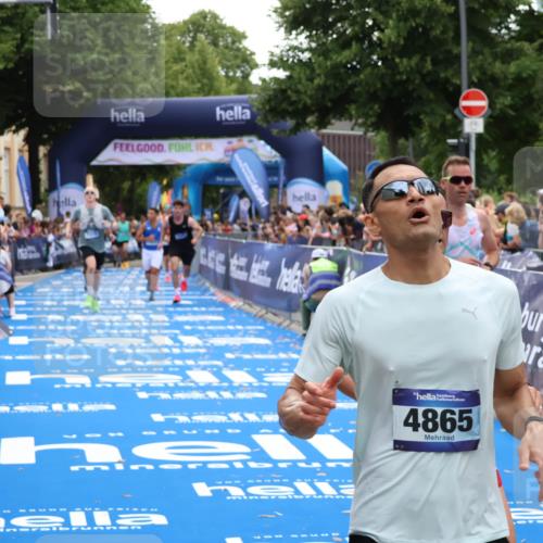29.06.2025 - hella hamburg halbmarathon Zöllner http://msf.ph/oto/8173154 29.06.2025 10:36:55 Ziel 3959, 4865, 5307, 6529, 7310, 13141, 13343, 14691, 15939, 18384 meine-sportfotos.de