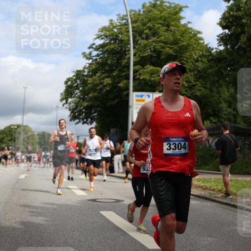 29.06.2025 - hella hamburg halbmarathon Yannick Fuchs http://msf.ph/oto/8173270 29.06.2025 10:41:28 20KM 1012, 1070, 1460, 1592, 1689, 1942, 2274, 3304, 4093, 5129, 5472, 5532, 5650, 5889, 6203, 6630, 6716, 7480, 7908, 8564, 8693, 8852, 9051, 9305, 10122, 10423, 11021, 11518, 12706, 12724, 13223, 13303, 14482, 14594, 15451, 15714, 15825, 15923, 15973, 16089, 16175, 16819, 17229, 17718, 17743, 17846, 18297, 18356, 19127 meine-sportfotos.de