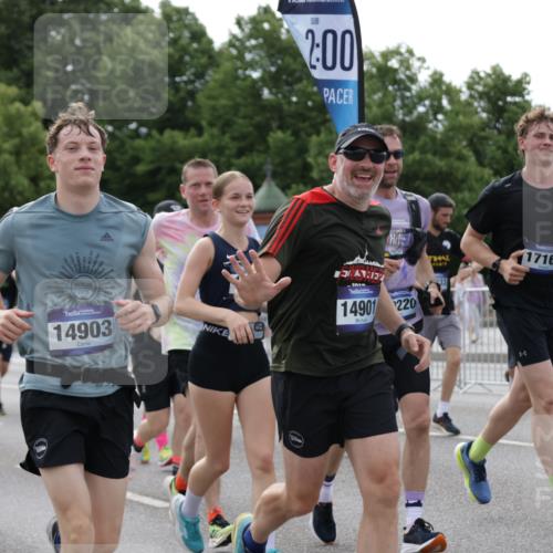 29.06.2025 - hella hamburg halbmarathon Jannik Wohlers http://msf.ph/oto/8173561 29.06.2025 10:21:56 Lombardsbrücke 1187, 1419, 1598, 2009, 2022, 2063, 2351, 2514, 3050, 3108, 3172, 3457, 3458, 3910, 3946, 4113, 4114, 4131, 4366, 4556, 4559, 4829, 4970, 5079, 5838, 6030, 6048, 6049, 6303, 6307, 6347, 6820, 6977, 7097, 7794, 8511, 8855, 8884, 8954, 9204, 9516, 10088, 10241, 10432, 10663, 10917, 10961, 11046, 11440, 12933, 13248, 13255, 13369, 13460, 13820, 14079, 14240, 14314, 14333, 14334, 14442, 14901, 14903, 14980, 15114, 15129, 15660, 17556, 19154 meine-sportfotos.de