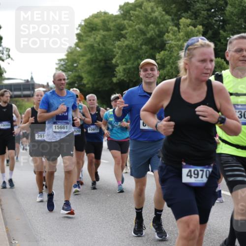 29.06.2025 - hella hamburg halbmarathon Jannik Wohlers http://msf.ph/oto/8173618 29.06.2025 10:21:57 Lombardsbrücke 1187, 1419, 1598, 2009, 2022, 2063, 2351, 2514, 3108, 3457, 3511, 3910, 3946, 4113, 4114, 4131, 4366, 4556, 4559, 4829, 4969, 4970, 5079, 5838, 6030, 6048, 6049, 6303, 6307, 6347, 6820, 6826, 6977, 7097, 7794, 8511, 8855, 8884, 8954, 9204, 9516, 10088, 10241, 10432, 10663, 10917, 10961, 11046, 11440, 12933, 13248, 13255, 13369, 13460, 13820, 14079, 14240, 14314, 14333, 14334, 14442, 14901, 14903, 14980, 15114, 15129, 17556, 19154 meine-sportfotos.de