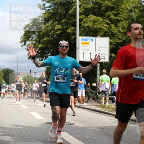 29.06.2025 - hella hamburg halbmarathon Yannick Fuchs http://msf.ph/oto/8173729 29.06.2025 10:41:32 20KM 51, 1012, 1070, 1460, 1592, 1942, 2274, 2864, 3304, 4093, 5129, 5532, 5650, 5889, 6168, 6203, 6630, 6716, 7480, 7908, 7962, 8564, 8693, 8852, 9051, 9305, 10122, 10423, 11021, 11518, 12706, 12724, 13223, 13303, 14482, 14594, 15350, 15451, 15714, 15825, 15923, 15973, 16089, 16175, 16819, 17172, 17229, 17718, 17743, 17846, 18297, 18356, 19127 meine-sportfotos.de